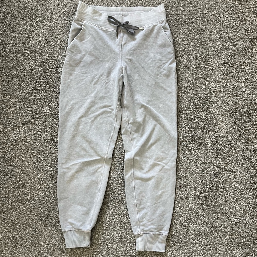 lululemon athletica Gray Track Sweat Pants super soft size 6